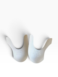 Sneaker shield L